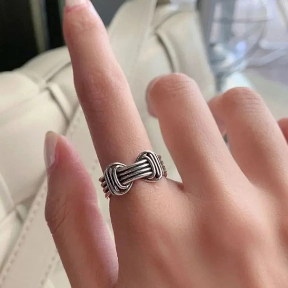 Minimalist 925 Sterling Silver Buckle Belt Ring Silver Vintage Geometric Ring - Picture 1 of 5